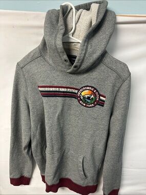 Abercrombie & Fitch Grey Crewneck Sweatshirt with Maroon Trim